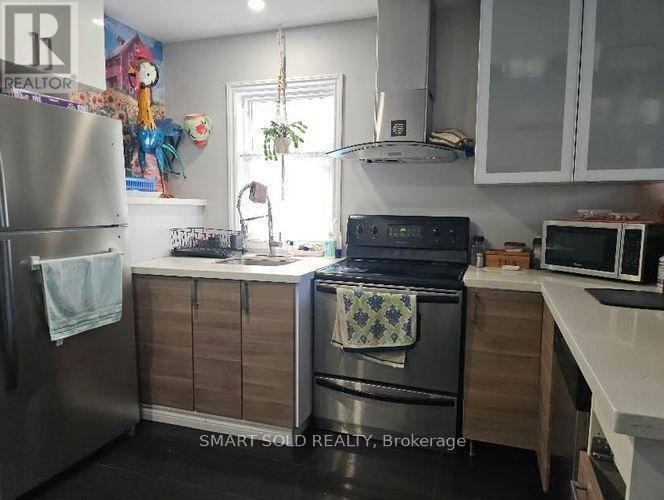 MAIN LEVEL-711 Dunlop Street W, Whitby, ON, L1N 1V4 - 5