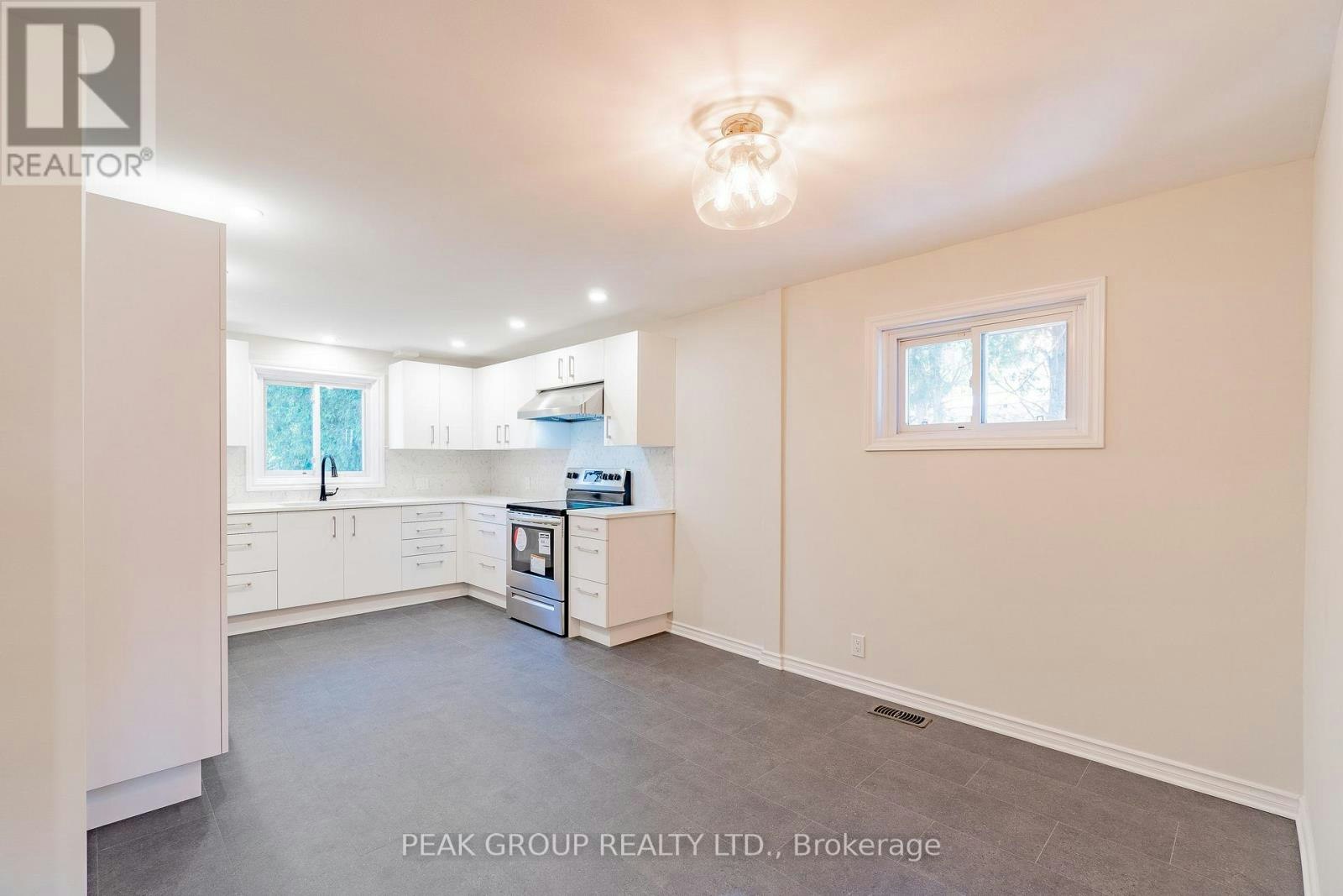 6020 Keith Street, Niagara Falls, ON, L2J 1K2 - 6