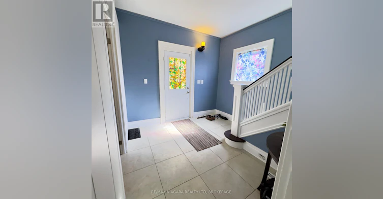 4825 Crysler Avenue, Niagara Falls, ON, L2E 3W3 - 4