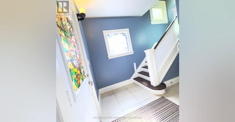 4825 Crysler Avenue, Niagara Falls, ON, L2E 3W3 - 5