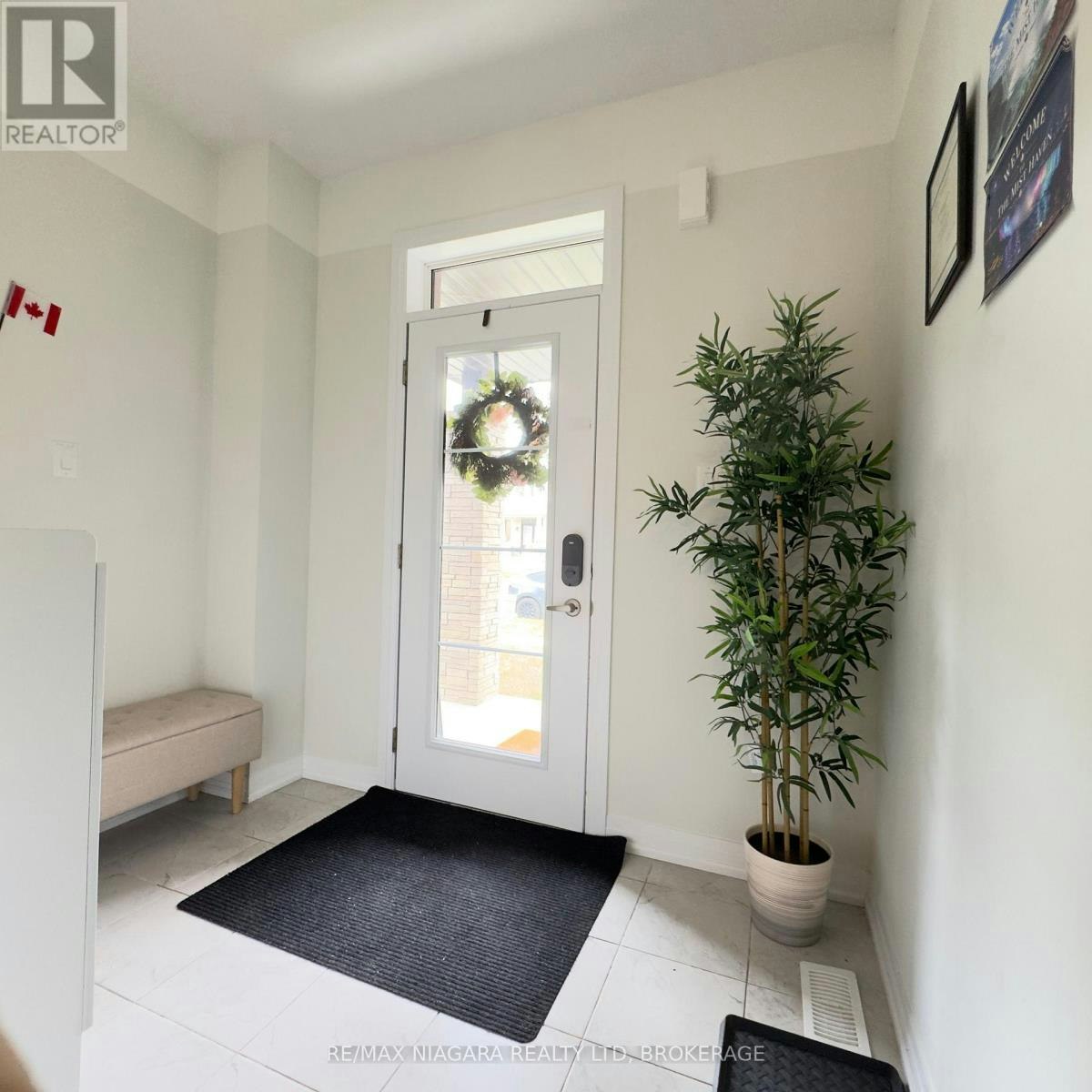20 Velvet Way, Thorold, ON, L2V 0P3 - 2