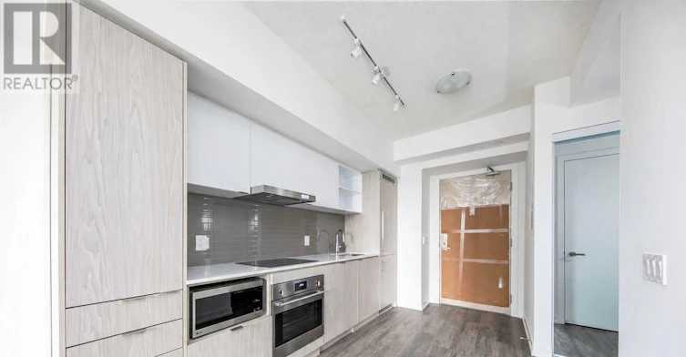 6006-55 Cooper Street, Toronto, ON, M5E 0G1 - 5