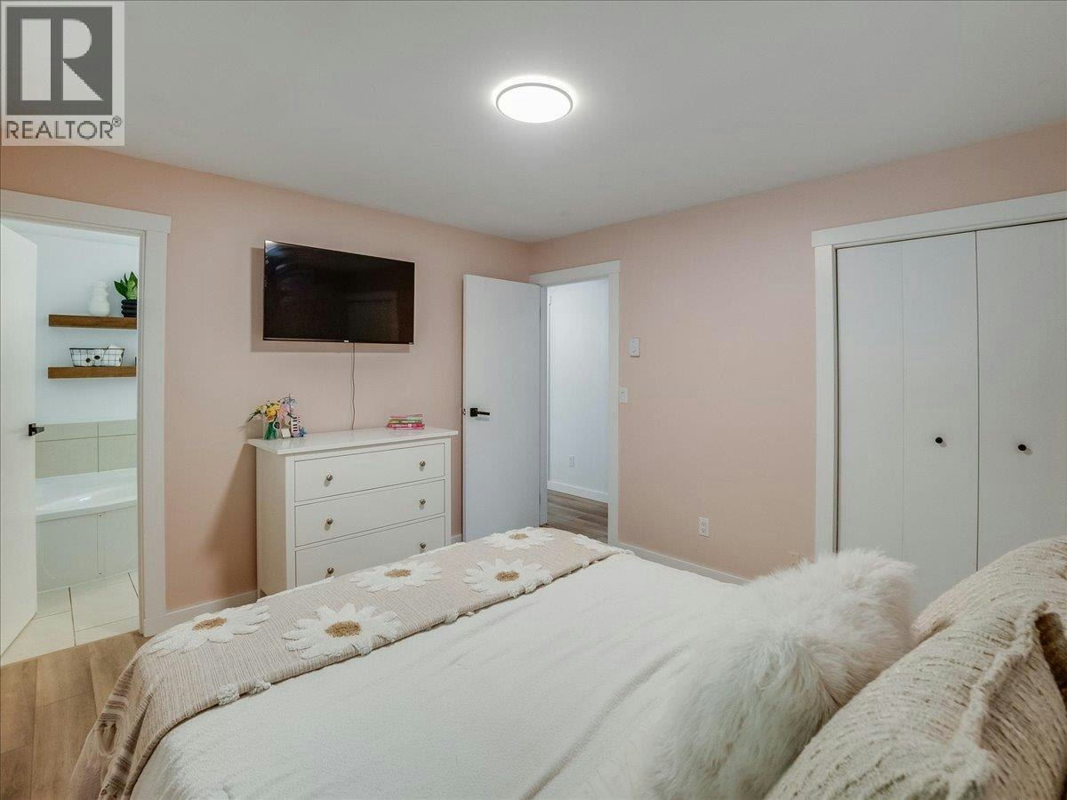 1765 Ridgewood Road, Nelson, BC, V1L 6J9 - 39
