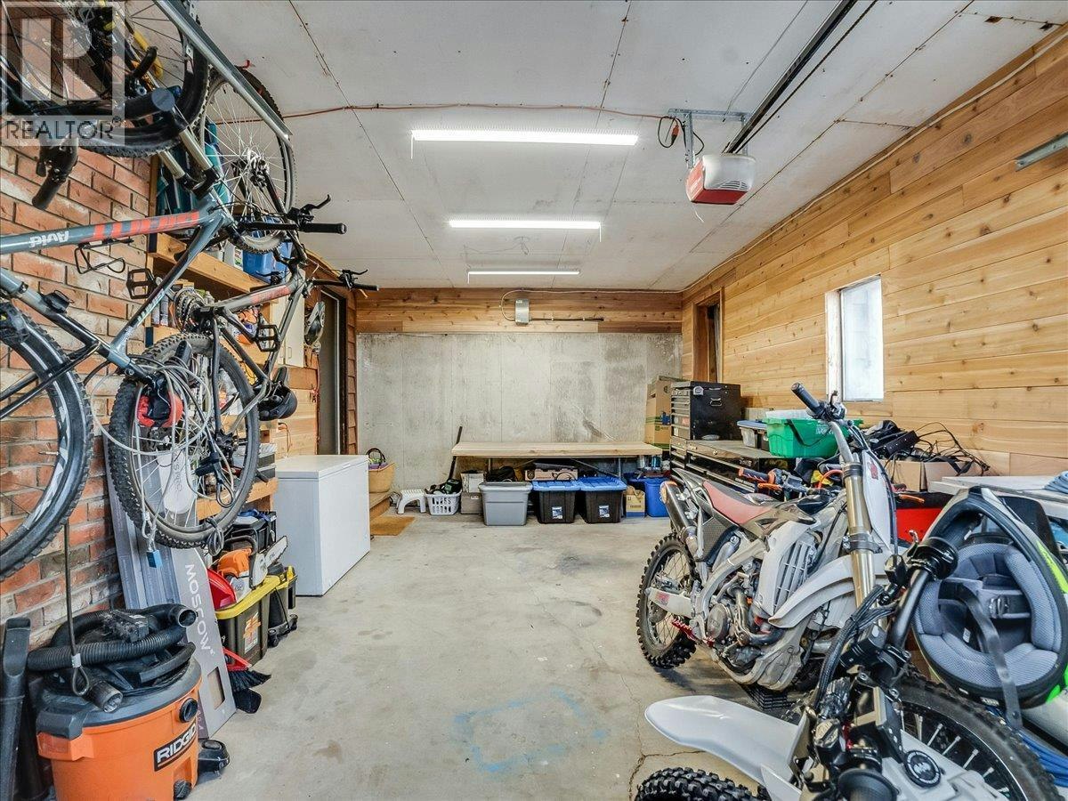1765 Ridgewood Road, Nelson, BC, V1L 6J9 - 52