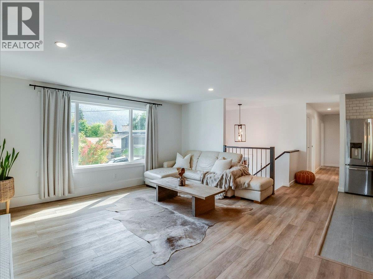 1765 Ridgewood Road, Nelson, BC, V1L 6J9 - 30