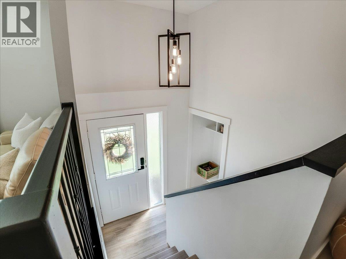 1765 Ridgewood Road, Nelson, BC, V1L 6J9 - 18