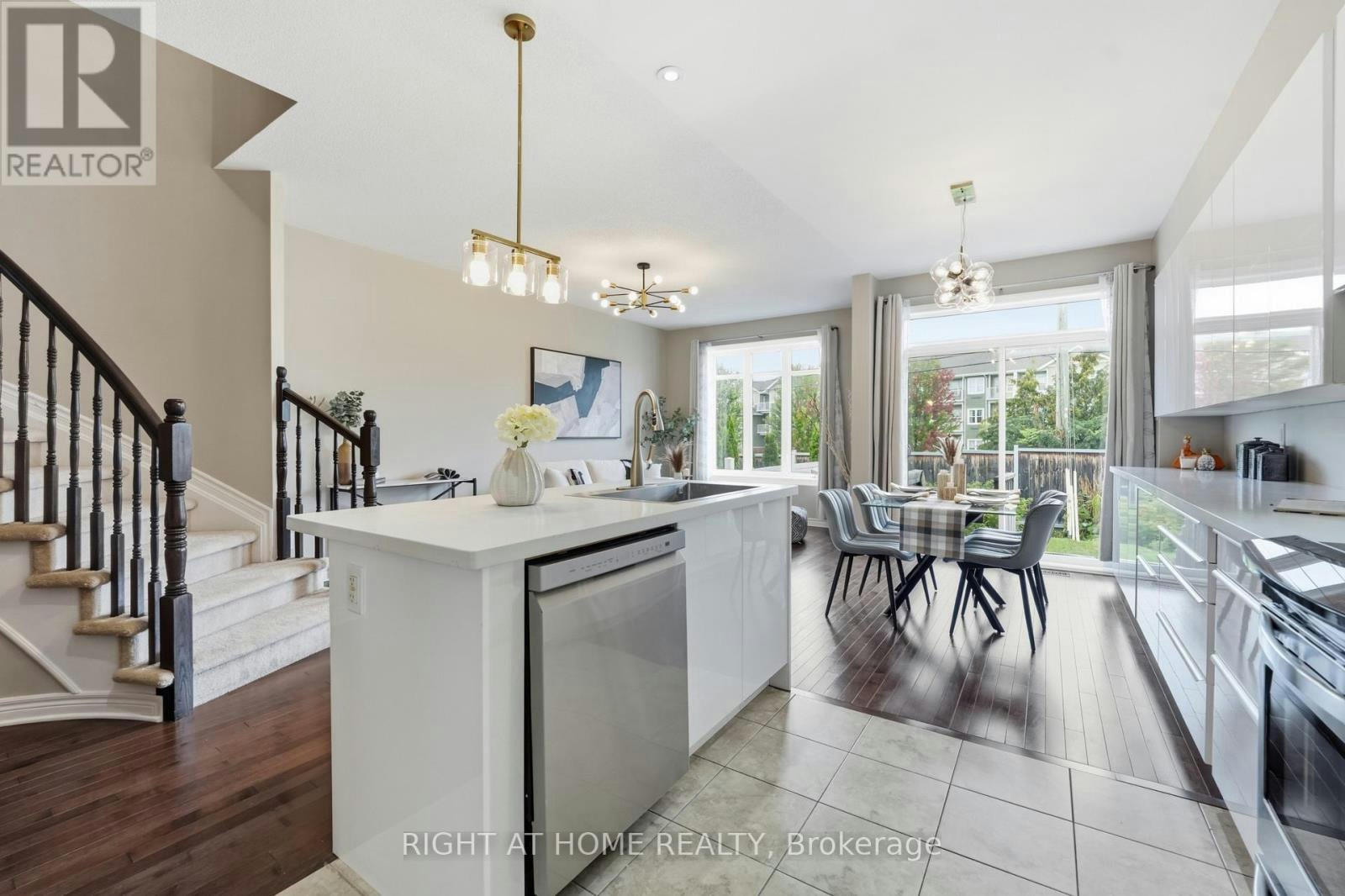 599 Remnor Avenue, Ottawa, ON, K2T 0A6 - 18
