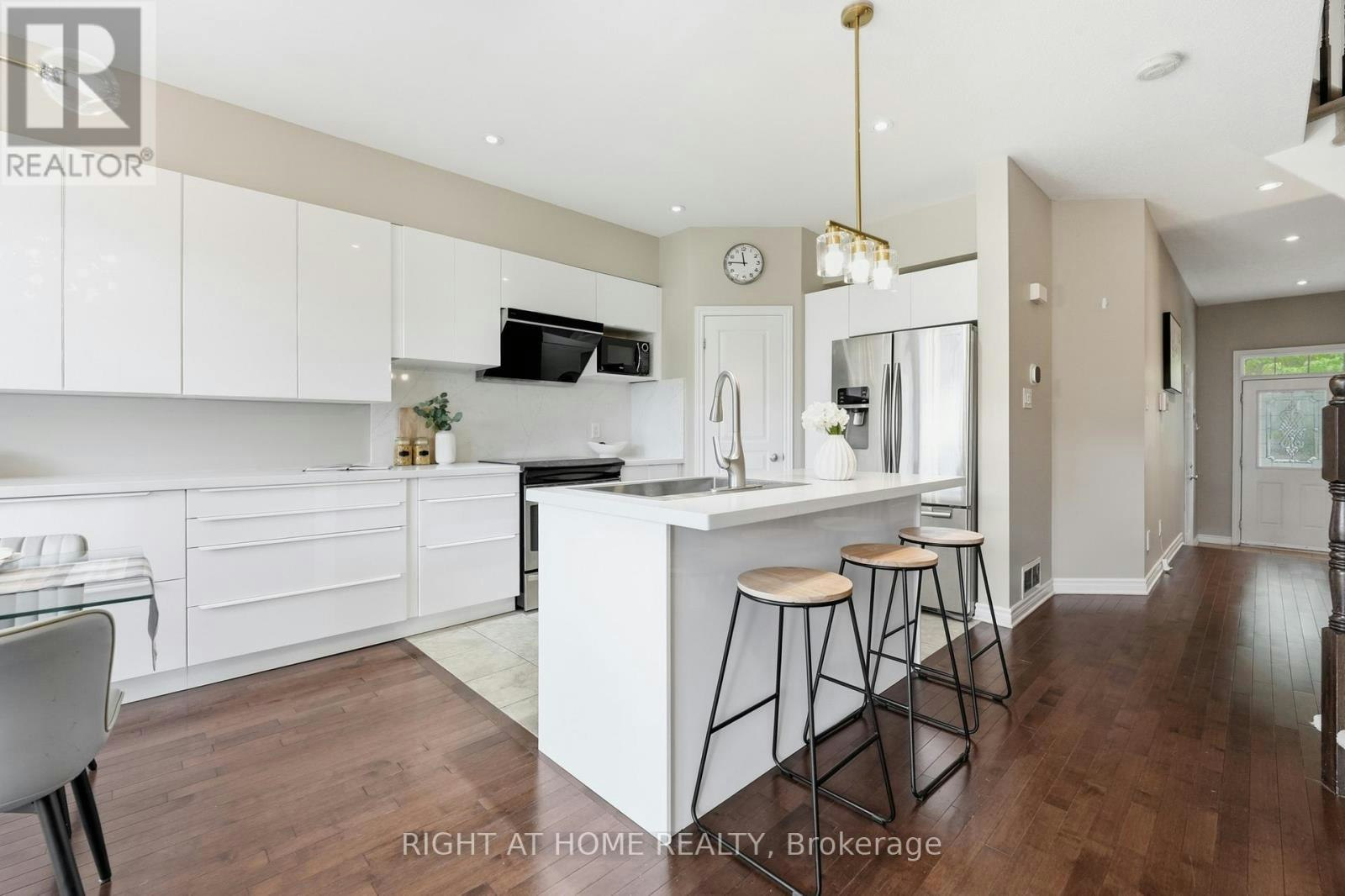 599 Remnor Avenue, Ottawa, ON, K2T 0A6 - 10