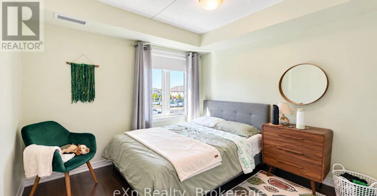 108-104 Summit Ridge Drive, Guelph, ON, N1E 0R5 - 5