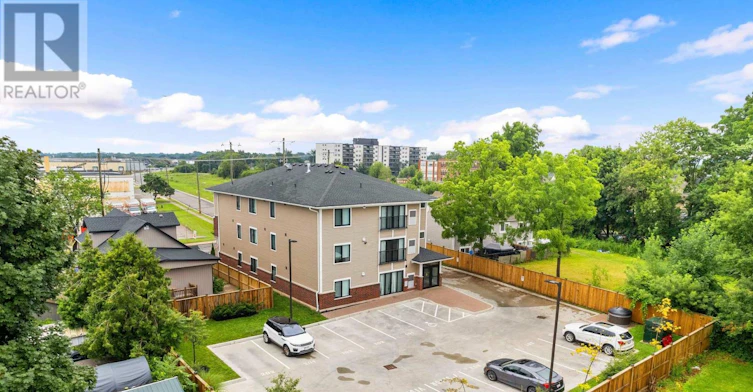103-63 Vine Street S, St. Catharines, ON, L2R 3X9 - 14