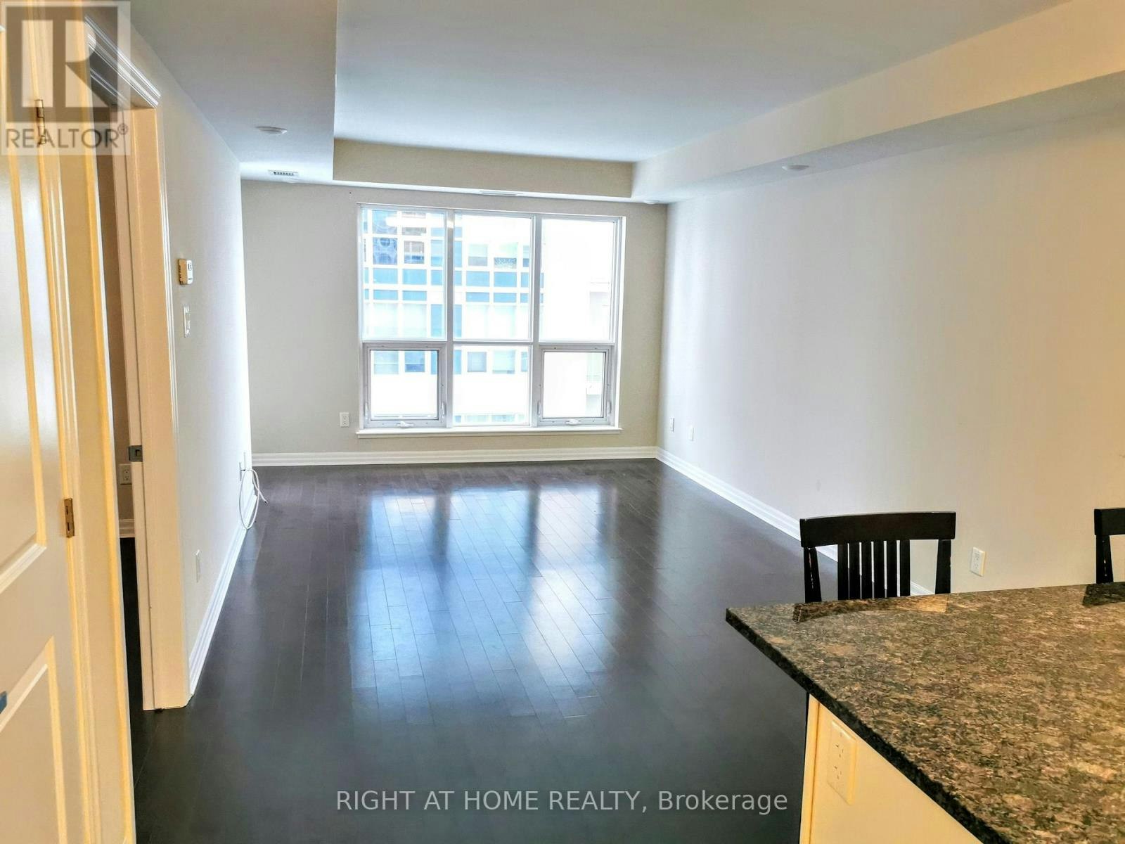 2307-195 Besserer Street, Ottawa, ON, K1N 7J6 - 9