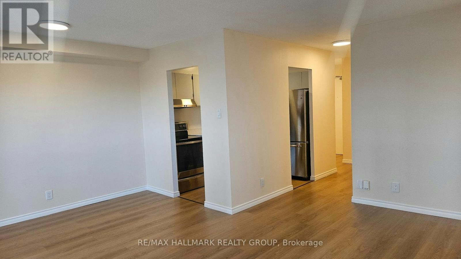 804 158a Mcarthur Avenue, Ottawa, ON, K1L 7E7 - 9