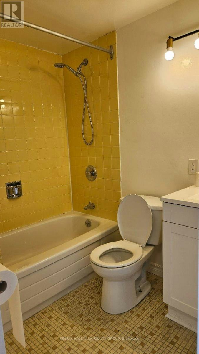 804 158a Mcarthur Avenue, Ottawa, ON, K1L 7E7 - 15