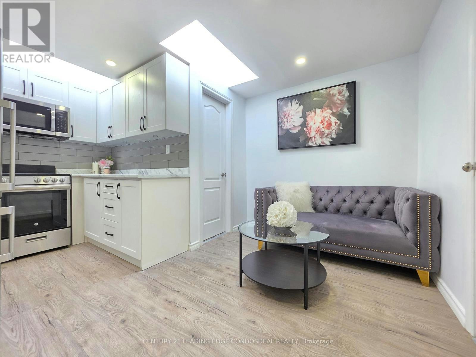 2B-658 Dundas Street W, Toronto, ON, M5T 1H9 - 3