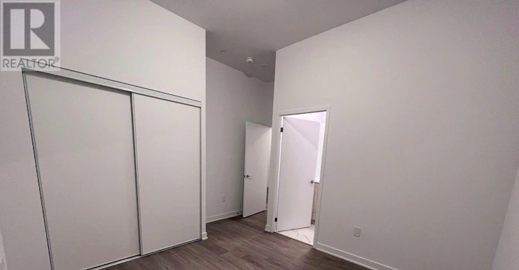 210-38 Honeycrisp Crescent, Vaughan, ON, L4K 0M8 - 6
