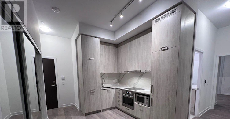 210-38 Honeycrisp Crescent, Vaughan, ON, L4K 0M8 - 2