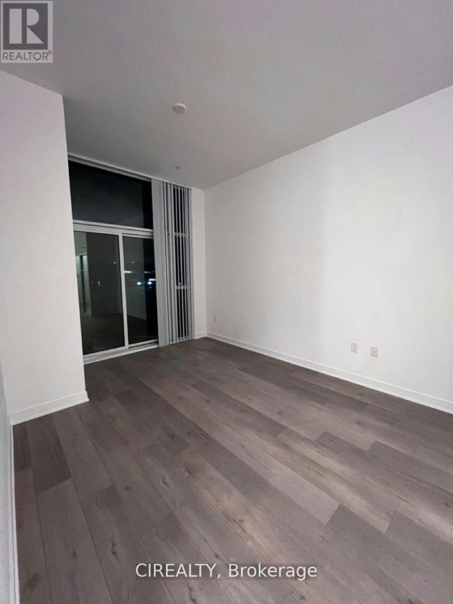 210-38 Honeycrisp Crescent, Vaughan, ON, L4K 0M8 5