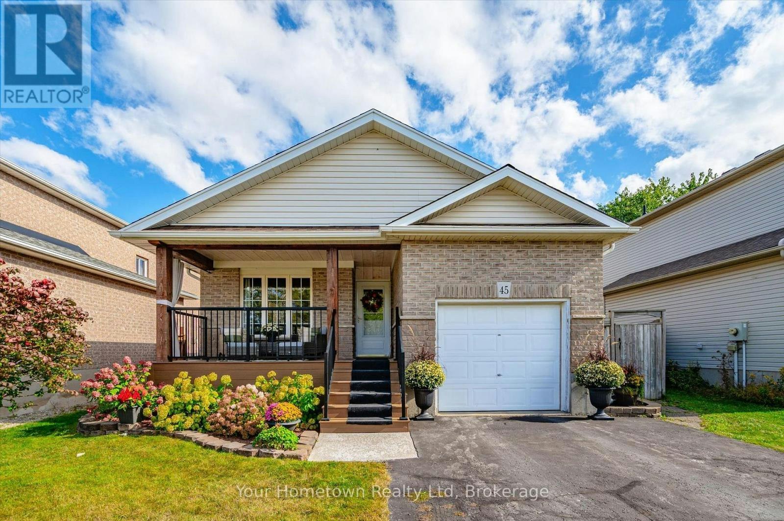 45 Peglar Crescent, Centre Wellington, ON, N1M 3T3