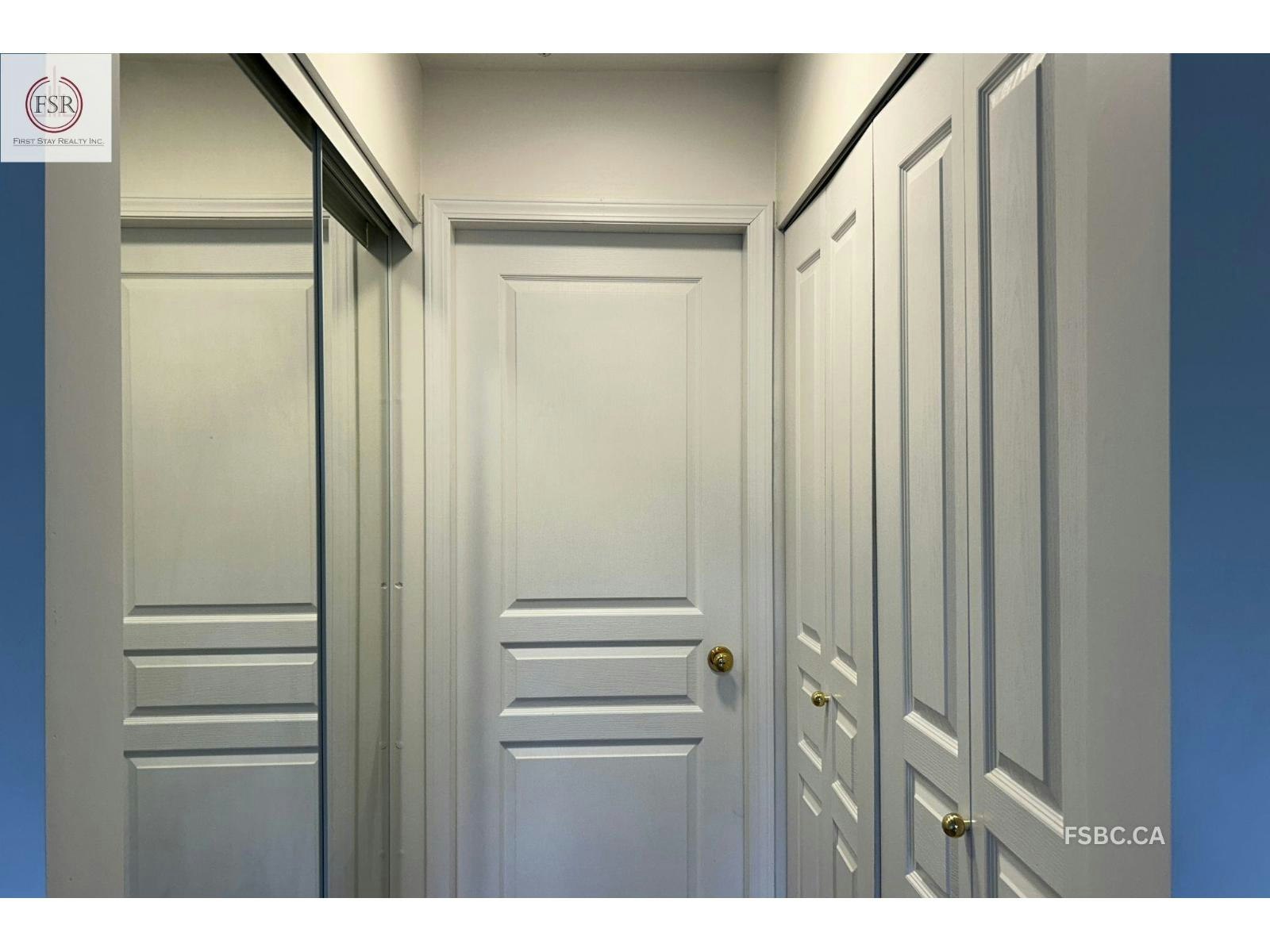 9979 140 Street, Surrey, BC, V3T 5W2 - 10