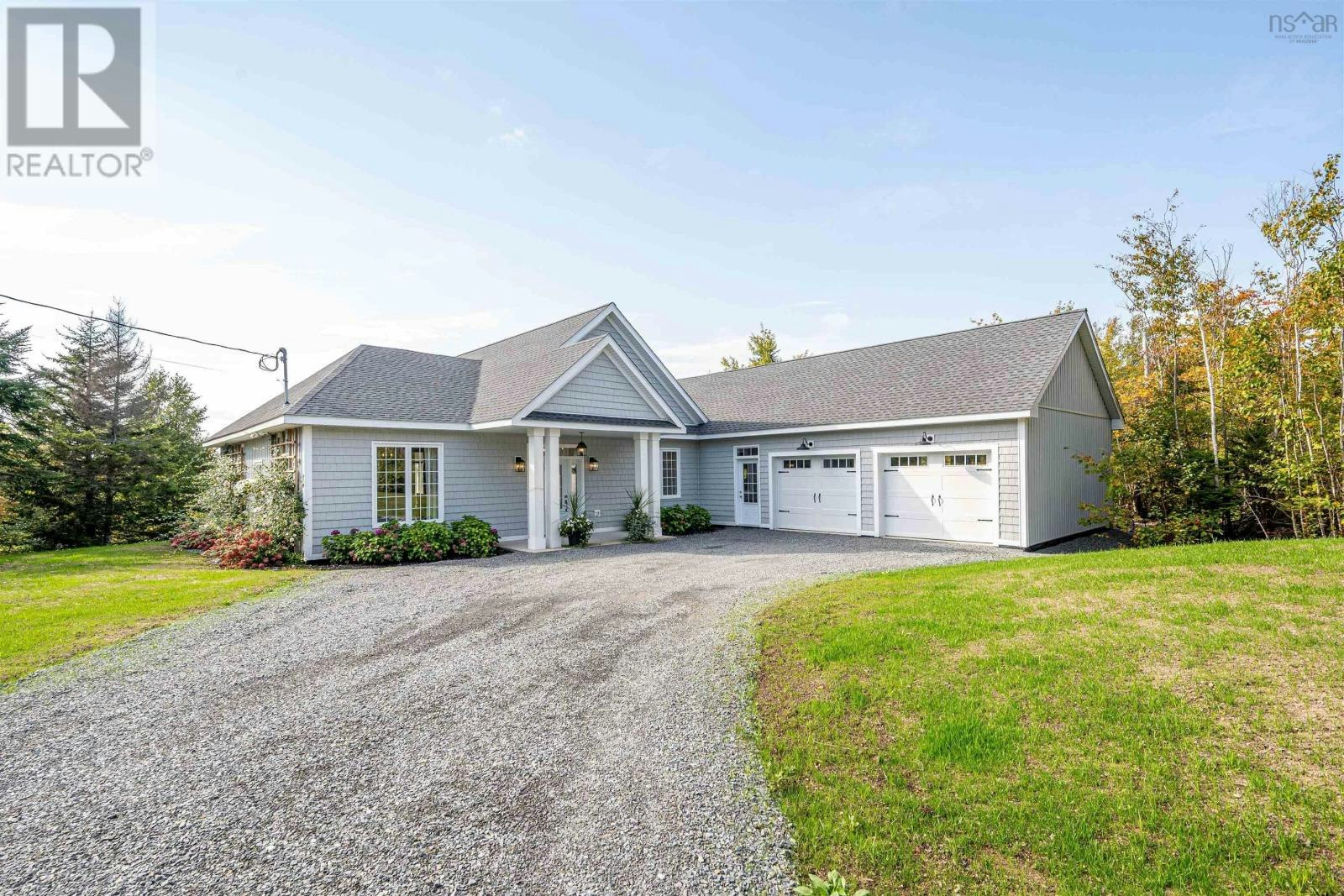 61-68 Grandview Terrace, East Uniacke, NS, B0N 1Z0