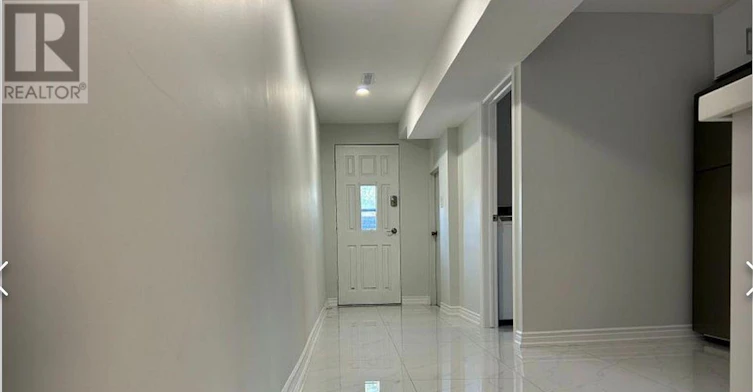 13 Pawnee Ave Avenue, Toronto, ON, M2H 3C6 - 4