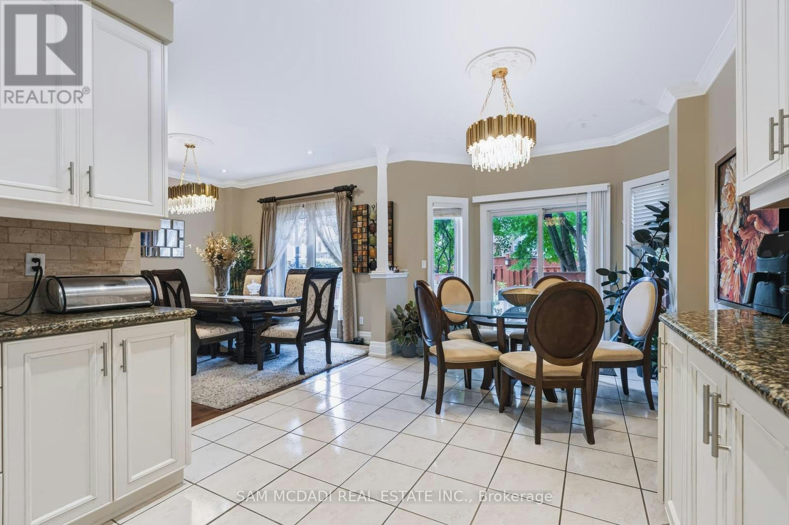 7562 Magistrate Terrace, Mississauga, ON, L5W 1L3 - 7