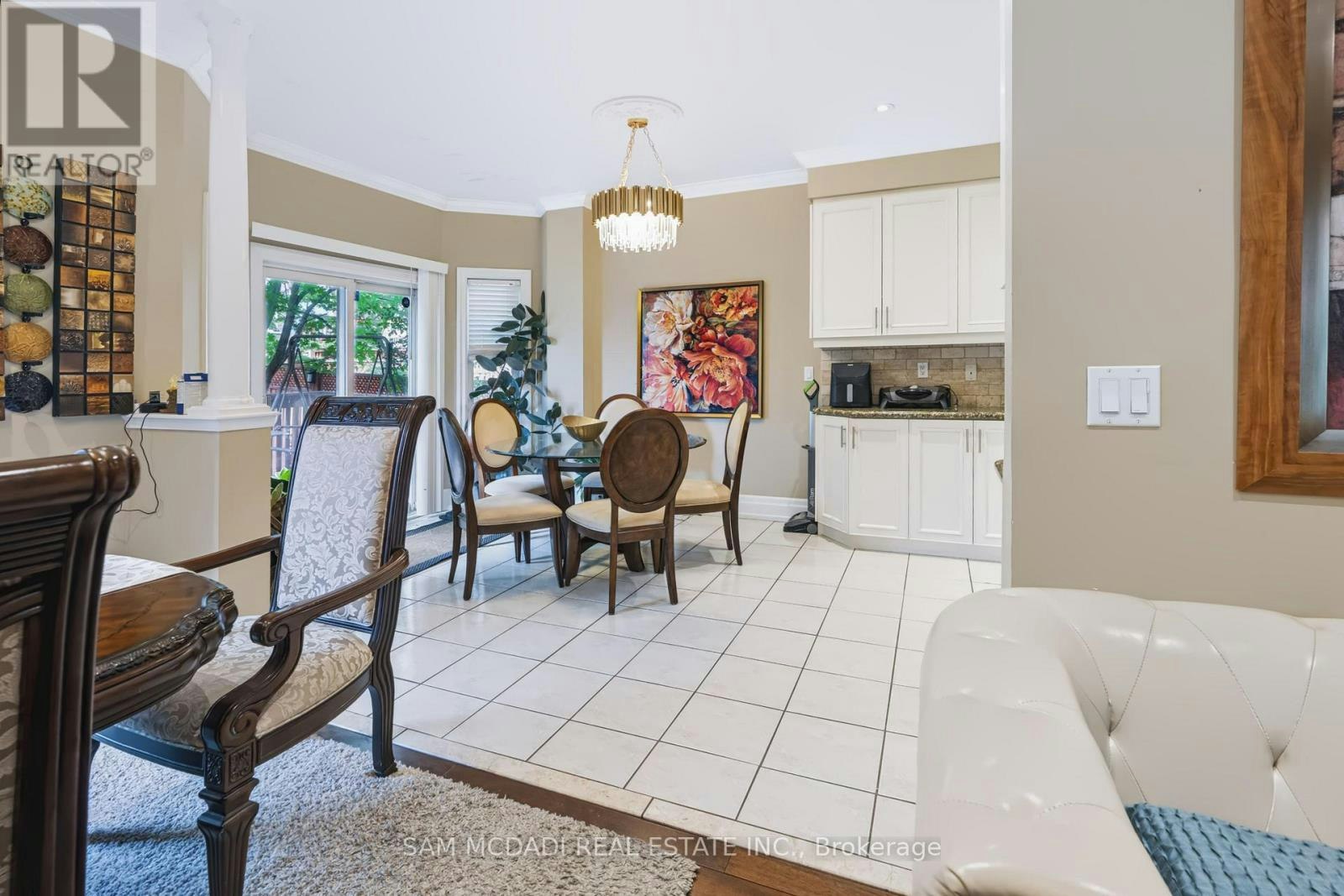 7562 Magistrate Terrace, Mississauga, ON, L5W 1L3 - 11