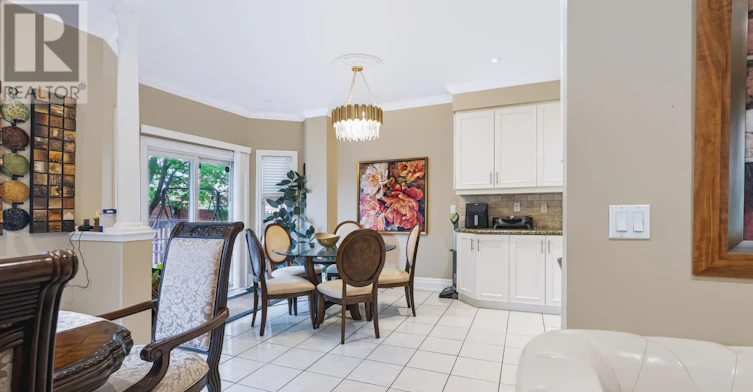 7562 Magistrate Terrace, Mississauga, ON, L5W 1L3 - 11