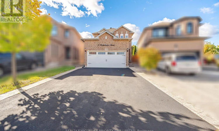 8 Waterbury Street