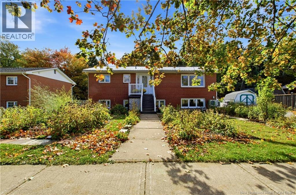 724 Irvine Street, Fredericton, NB, E3A 3E8