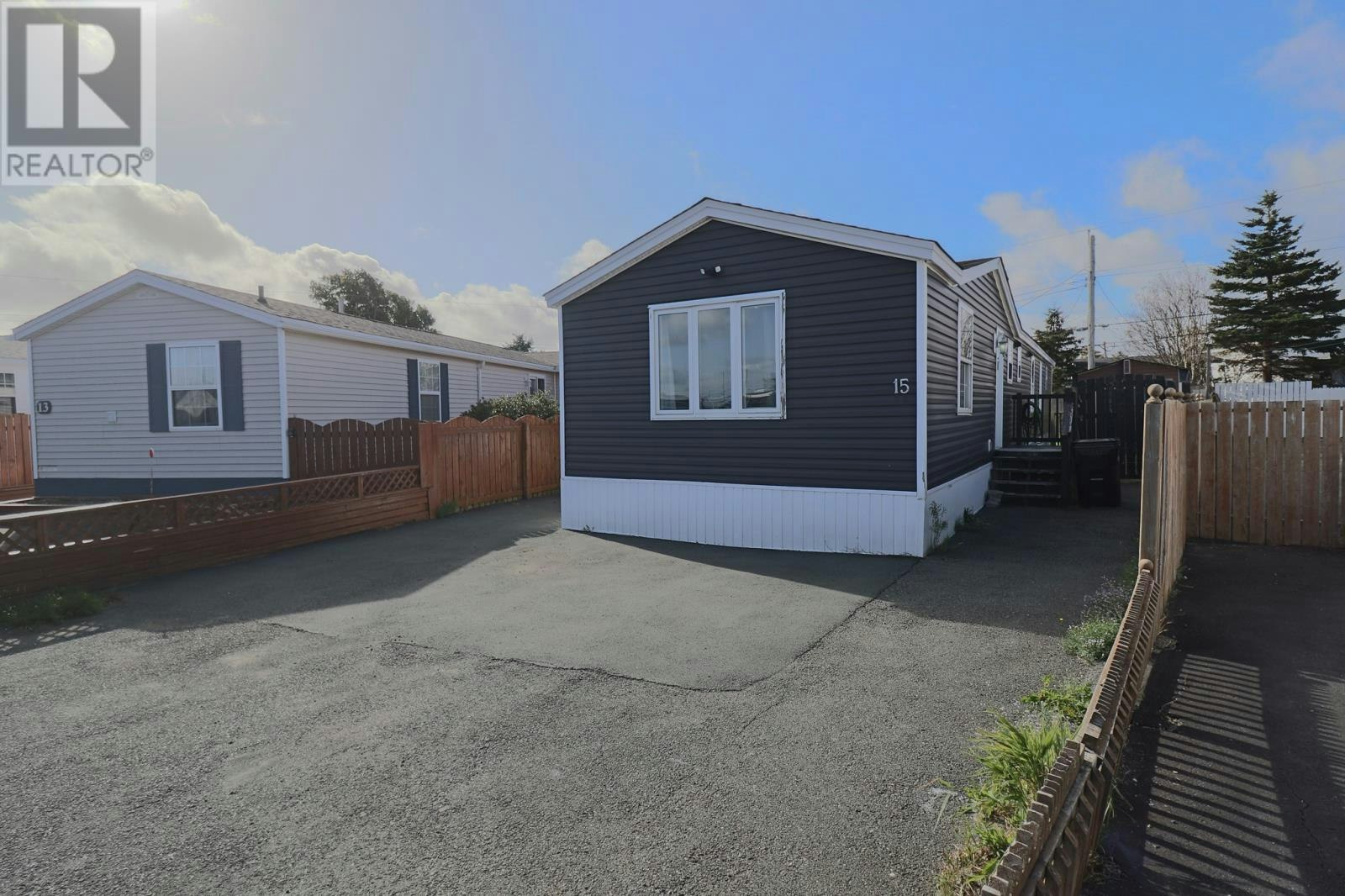 15 Fogwill Place, St Johns, NL, A1A 4Z5