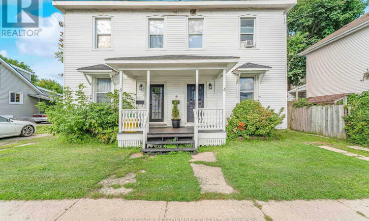 3-5 Mary Street N