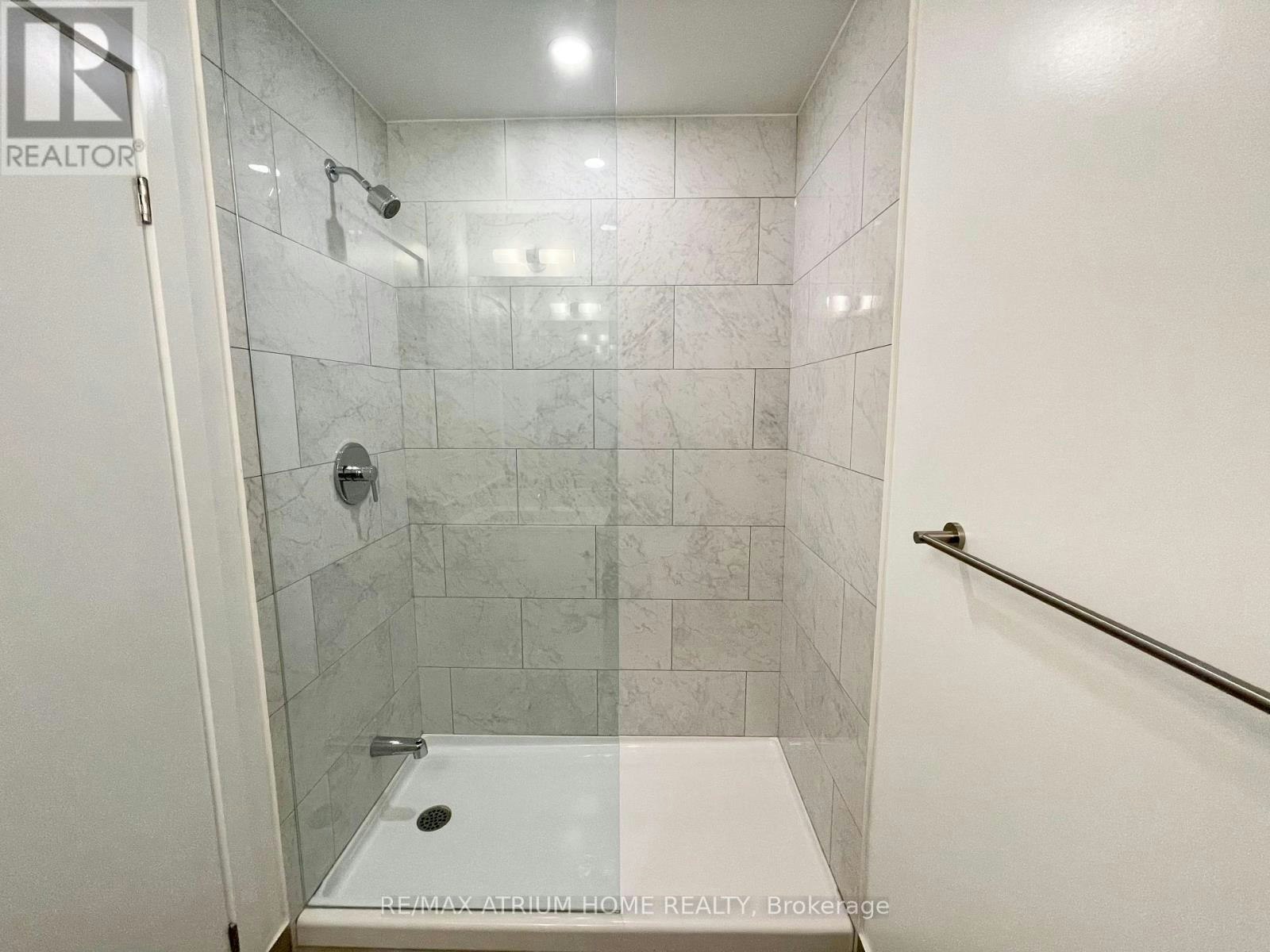 1907-32 Forest Manor Road, Toronto, ON, M2J 0H2 - 16