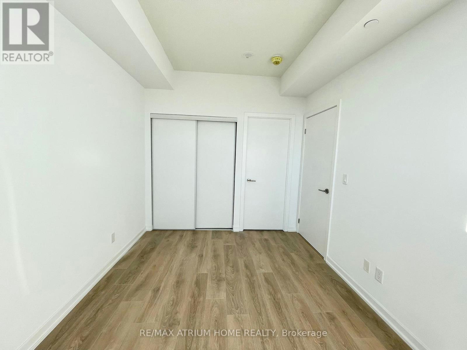 1907-32 Forest Manor Road, Toronto, ON, M2J 0H2 - 11