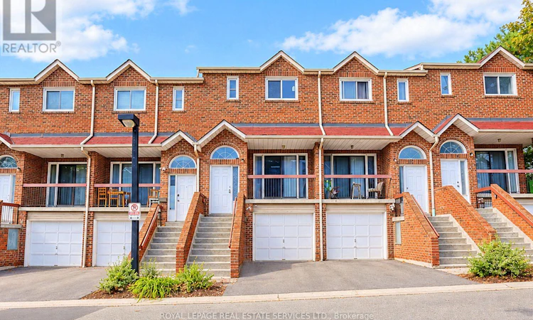 10-10 Reidmount Avenue