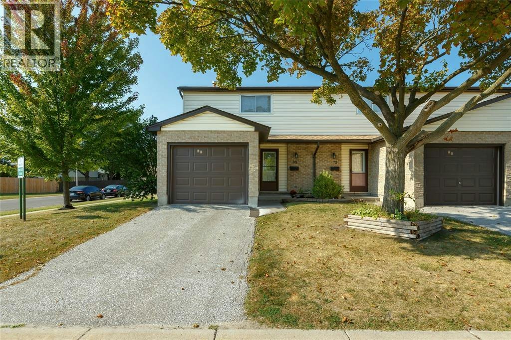 69-215 Trudeau Drive, Sarnia, ON, N7S 4T5