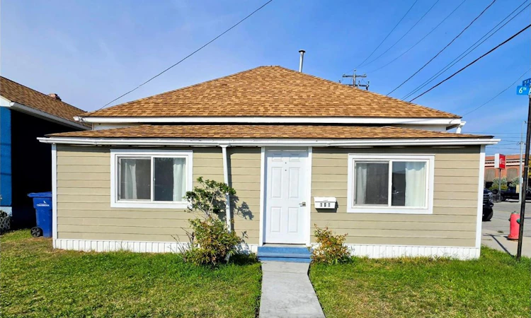 101 S 6th Avenue