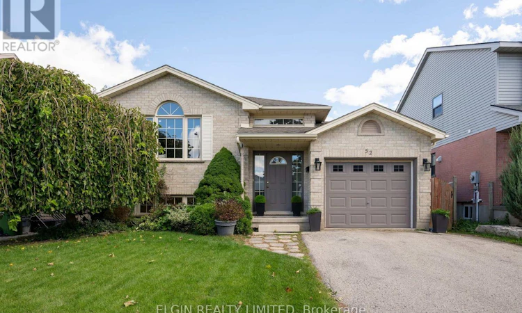 52 Oldewood Crescent