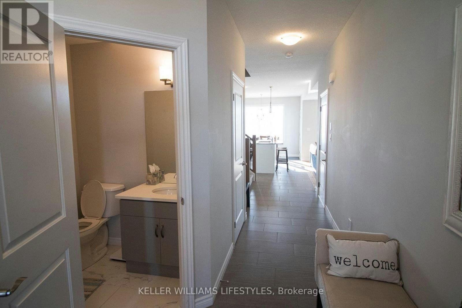 1866 Finley Crescent, London, ON, N6G 0W4 - 2