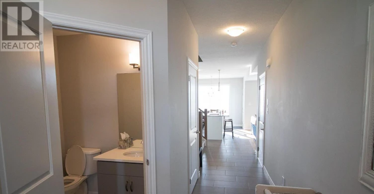 1866 Finley Crescent, London, ON, N6G 0W4 - 2