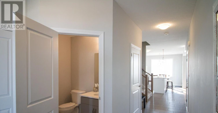 1866 Finley Crescent, London, ON, N6G 0W4 - 4
