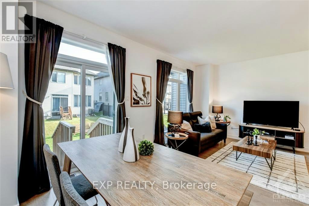 27 Brixton Way, Ottawa, ON, K2S 2P1 - 10