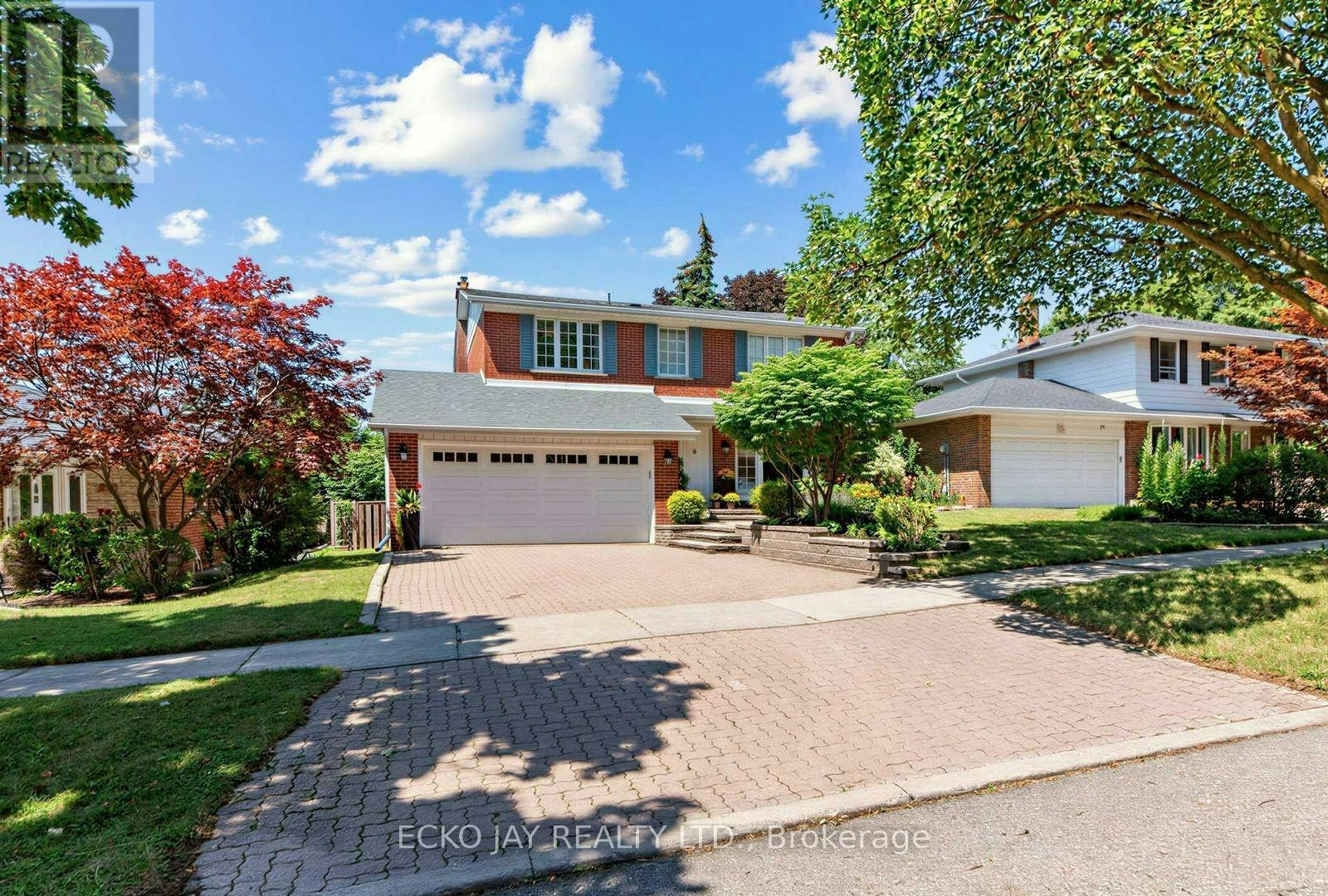 22 Meadowglade Crescent, Toronto, ON, M2J 1C7
