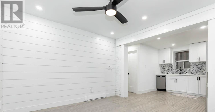 1A-38 Leuty Avenue, Toronto, ON, M4E 2R3 - 3