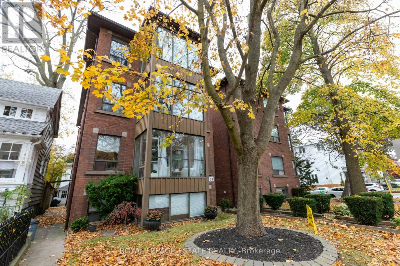 1A-38 Leuty Avenue, Toronto, ON, M4E 2R3