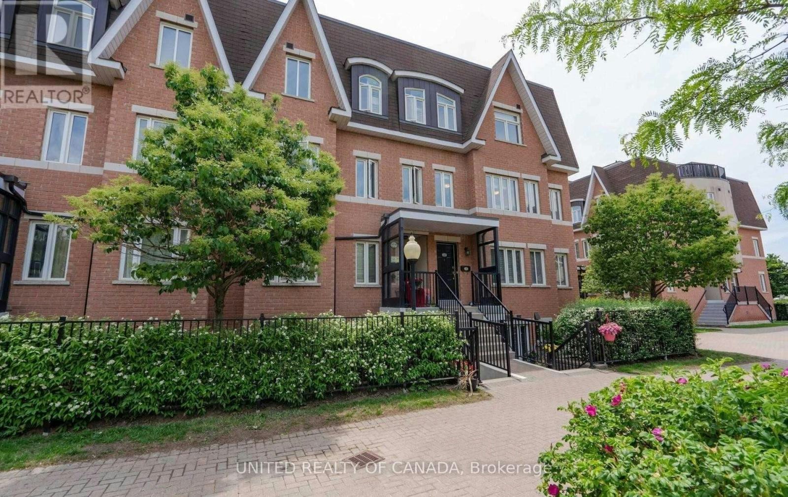330-312 John Street, Markham, ON, L3T 0A7