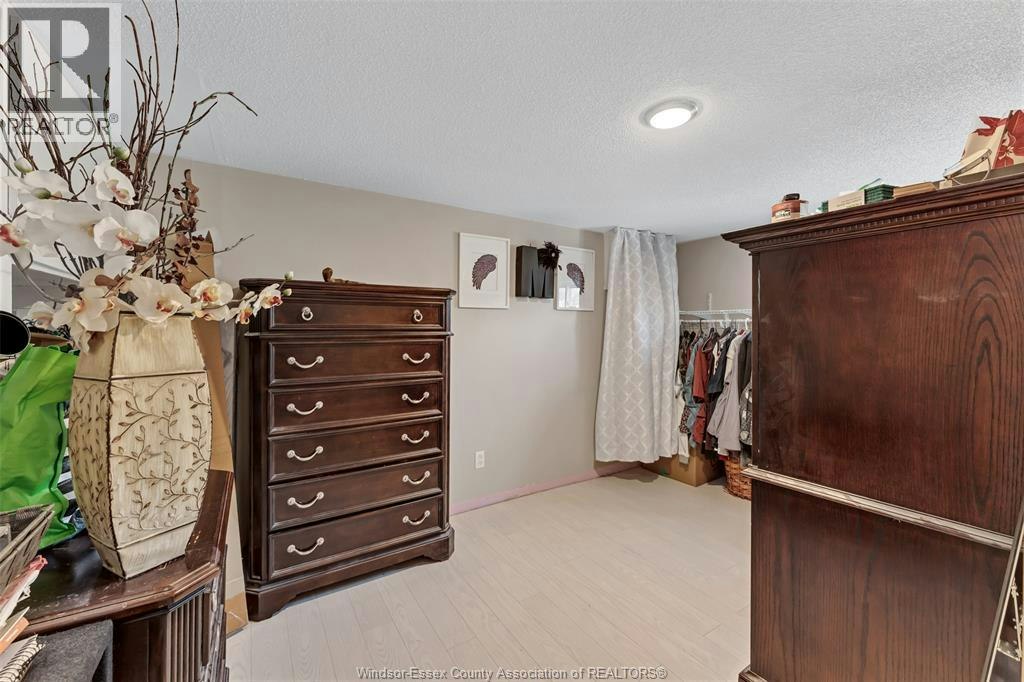 858 Lesperance, Tecumseh, ON, N8N 1W7 - 34