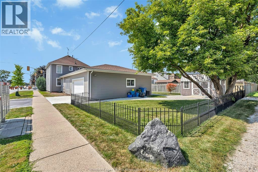 858 Lesperance, Tecumseh, ON, N8N 1W7 - 11
