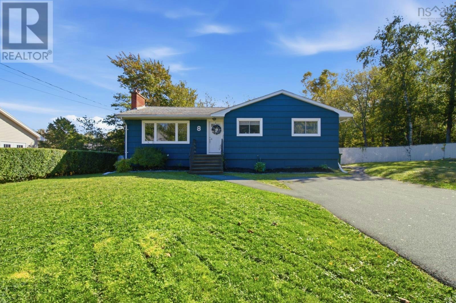 8 Edward Laurie Drive, Halifax, NS, B3M 2C5
