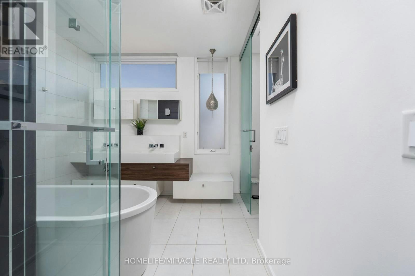 249 Claremont Street, Toronto, ON, M6J 2N1 - 40